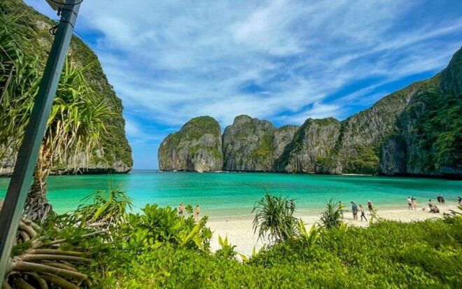 From Ao Nang: Phi Phi Islands Day Tour by Boat With Lunch - Review Summary