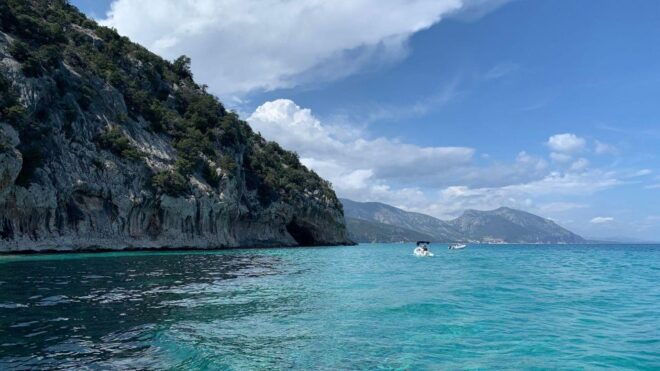 From Arbatax: Rubber Dinghy Trip in the Gulf of Orosei - Boat Features