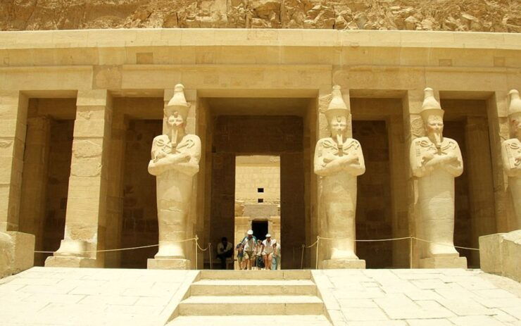 From Aswan: Private Overnight Trip to Luxor With Temples - Experience Highlights