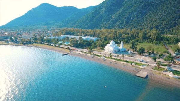 From Athens: 2-Day Delphi and Meteora Private Tour - Day 1: Exploring Delphi