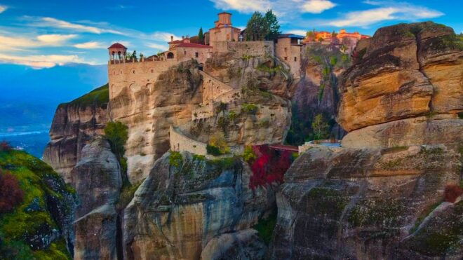 From Athens: 2-Day Delphi and Meteora Private Tour - Meteora: Stunning Landscapes and Monasteries