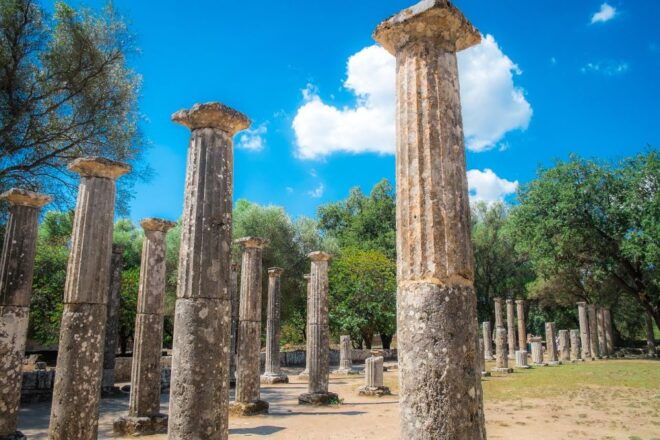 From Athens: 6-Day Peloponnese, Cog Railway & Zakynthos Tour - Accommodation and Transportation