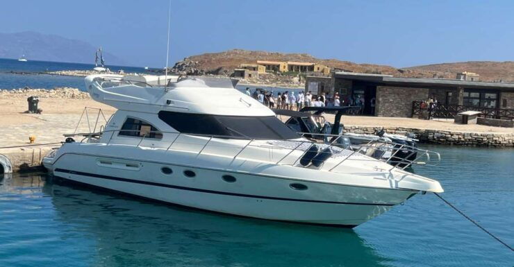 From Athens: Cape Sounio Private Day Cruise - Group Size