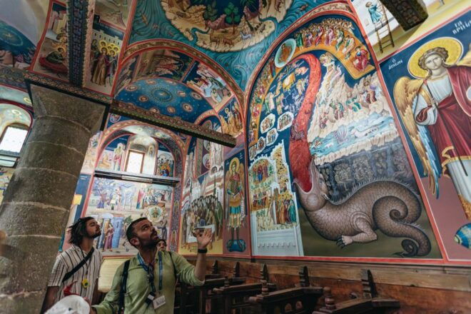 From Athens: Delphi and Meteora 2-Day Guided Tour - Overnight Stay in Kalambaka