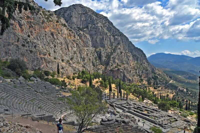 From Athens: Delphi and Osios Loukas Monastery Day Trip - Discover the Mysteries of Greece with a Day Trip to Delphi and Osios Loukas