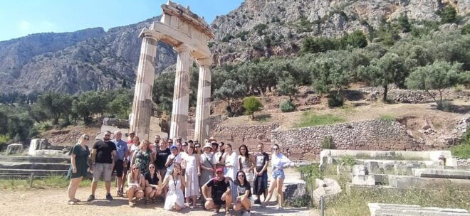 From Athens: Delphi Day Trip With Multilingual Audioguide - Customer Reviews