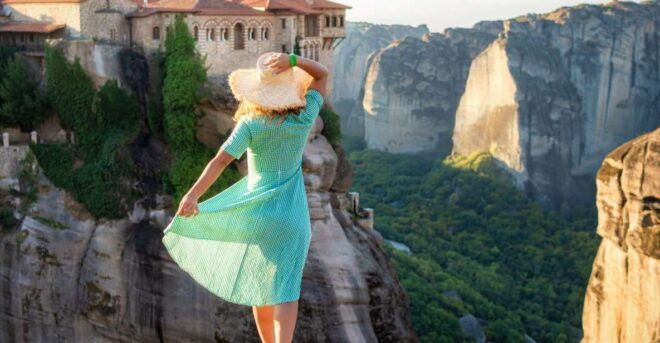 From Athens: Full-Day Private Tour to Meteora - Tour Description