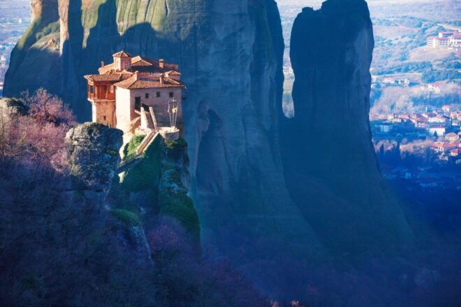 From Athens or Piraeus: Meteora Full-Day Private Trip - Full Description