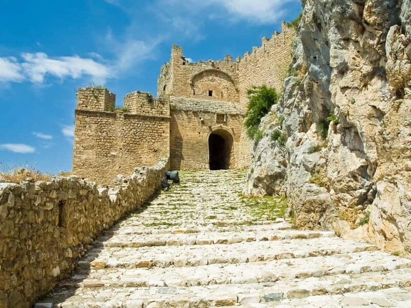 From Athens: Private Castle Day Tour - Why This Tour Works for Different Travelers