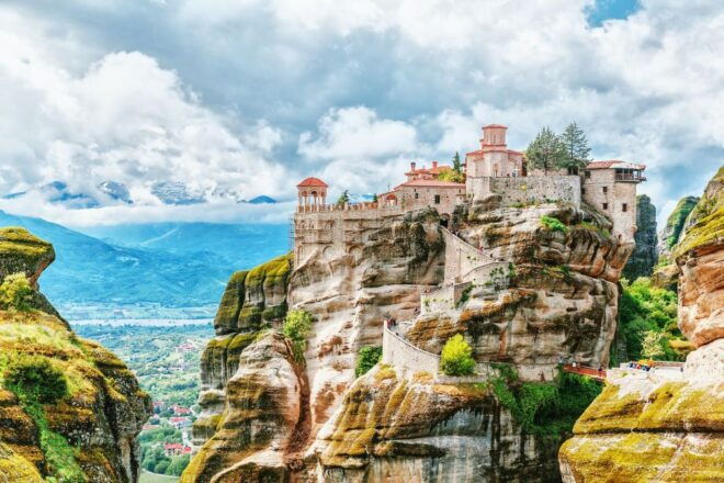 From Athens: Private Full-Day Meteora and Kastraki Tour - Tour Itinerary