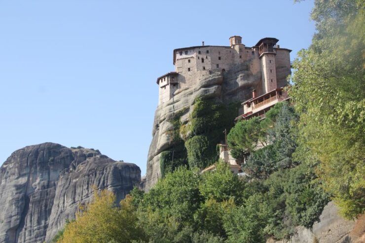 From Athens : Private Full Day Meteora Hike Tour - Experience Highlights
