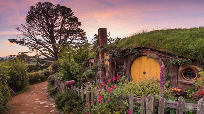 From Auckland: Hobbiton Movie Set Full-Day Trip - Additional Information