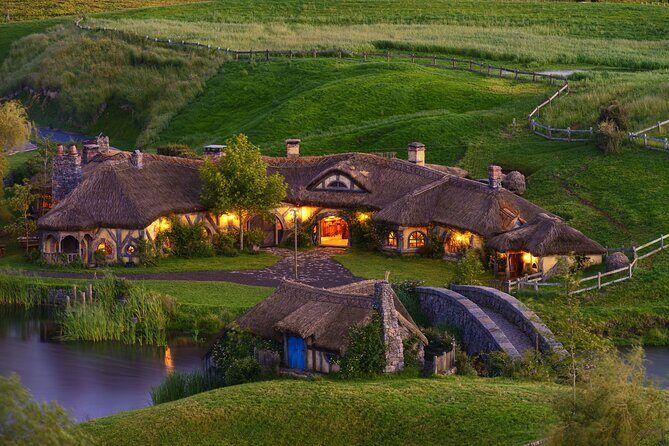 From Auckland- Hobbiton Movie Set & Te Puia Small Group Day Tour - Good To Know