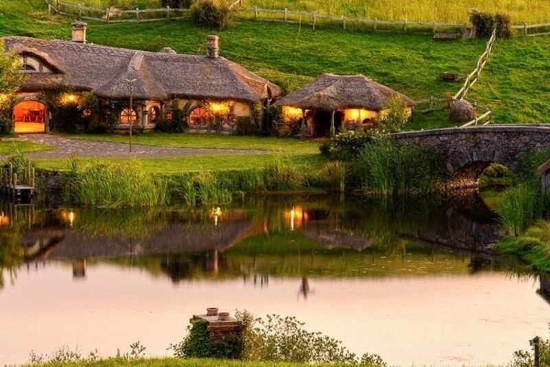 From Auckland: Hobbiton & Waitomo Caves Full-Day Trip - Great Value for Money