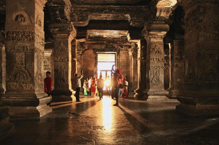 From Aurangabad: Book Your Reliable Taxi for Ajanta & Ellora - Taxi Service Details