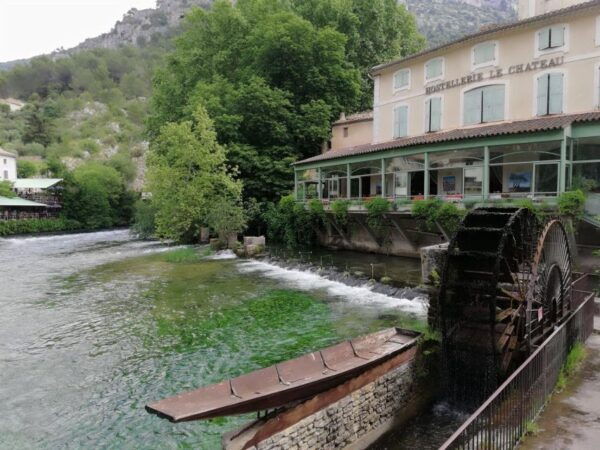 From Avignon: All Provence in One Day - Les Baux De Provence, Saint Rémy De Provence, and Villages of Roussilon and Gordes
