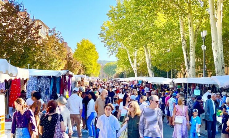 From Avignon: Day Trip to Aix En Provence Market & Luberon - Good To Know