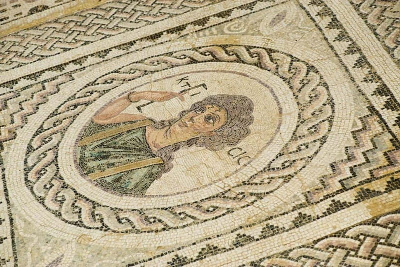 From Ayia Napa/Protaras/Larnaca: Paphos & Kourion in Italian - Good To Know