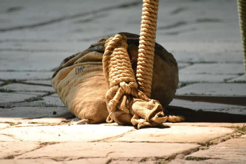 From Baka: Island Day Trip on a Traditional Ship with Lunch - A Tasty Lunch on the Water