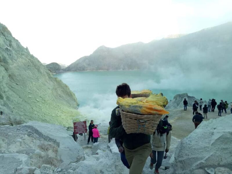 From Bali: Ijen crater Midnight Tour From Bali - FAQs