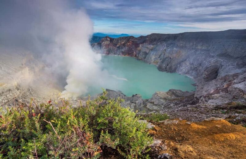 From Bali: Ijen Sunrise Tour with Local Guide & Blue Fire - Who Is This Tour Best For?
