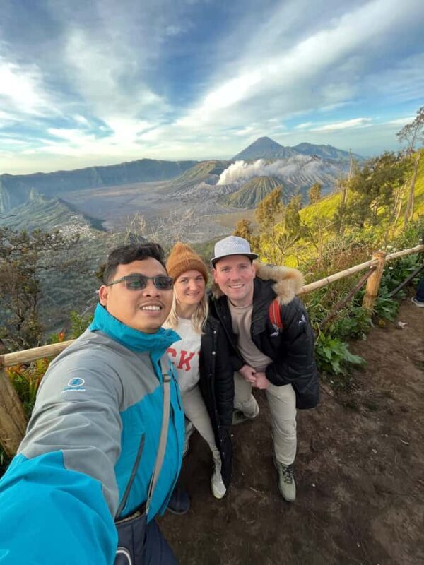 From Bali : Mount Bromo Sunrise English Shared Guide Tour - Exploring the Mount Bromo Sunrise Tour from Bali: An Authentic Adventure