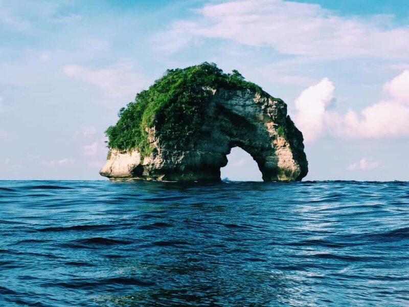 From Bali: Nusa Penida VIP Speedboat & Beach Club Day Trip - The Sum Up