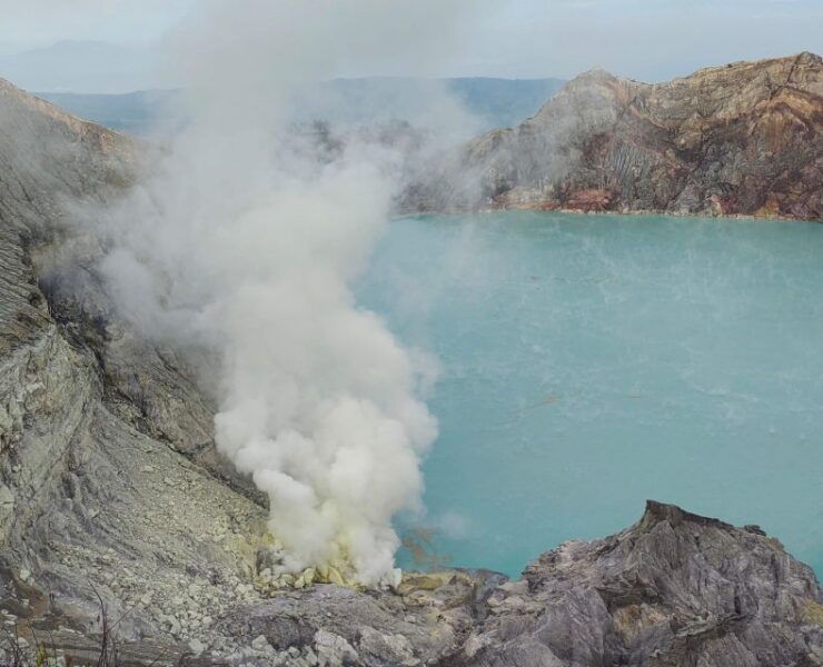 From Bali or Banyuwangi, Marvel at the Ijen Crater Sunrise - Experience Highlights