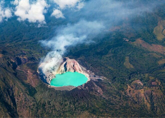 From Bali: Private Mount Ijen Crater Volcano Midnight Trek - Review Summary
