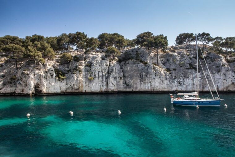From Bandol: Visit the 7 Calanques of Cassis & Marseille - Tour Features