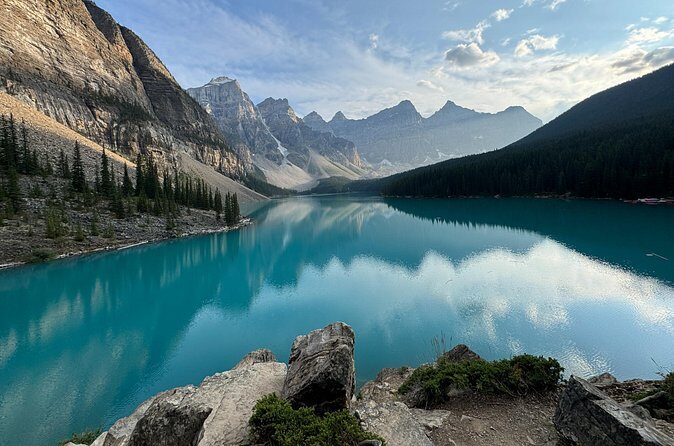 From Banff: Affordable Moraine Lake and Lake Louise Shuttle Bus - Who Should Consider This Tour?