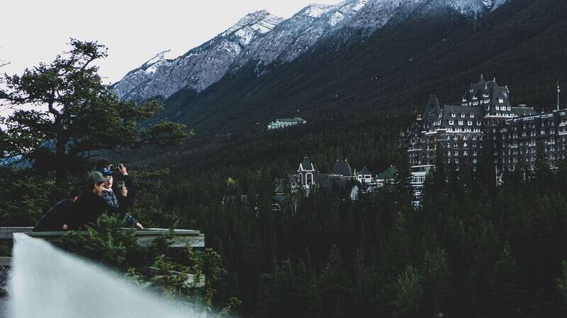 From Banff: Banff Wildlife & Scenic Highlights Premium Tour - FAQ