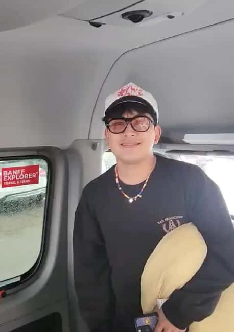 From Banff: Moraine Lake and Lake Louise Half Day Tour - FAQs