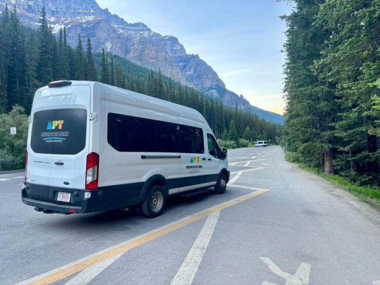 From Banff: Moraine Lake Sunset and Lake Louise Dinner - Good To Know