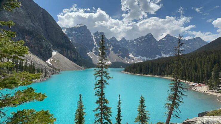 From Banff: Shuttle Service to Moraine Lake and Lake Louise - Good To Know
