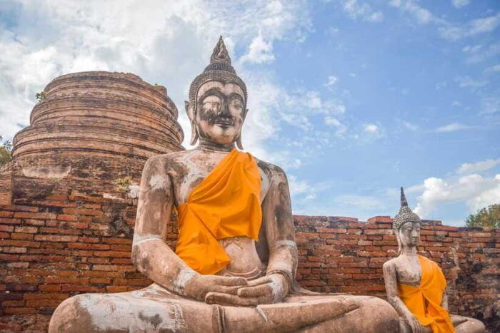 From Bangkok: Ayutthaya Ancient City Temple Tour - Taking in Wat Maha That and Wat Chaiwatthanaram