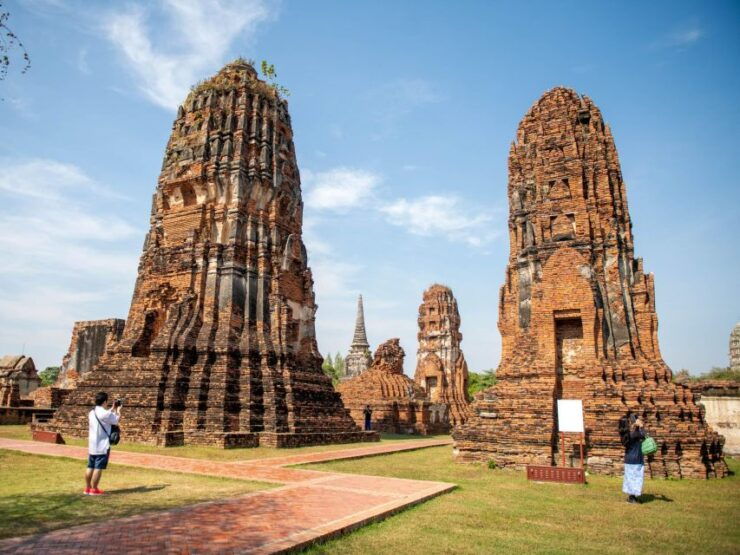 From Bangkok: Ayutthaya Historical Park Guided Day Trip - Activity Details