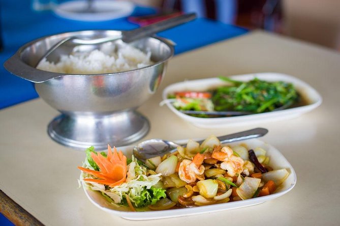 From Bangkok: Full-Day Bike Trip to Historic Ayutthaya - Interact With Local Communities and Artisans