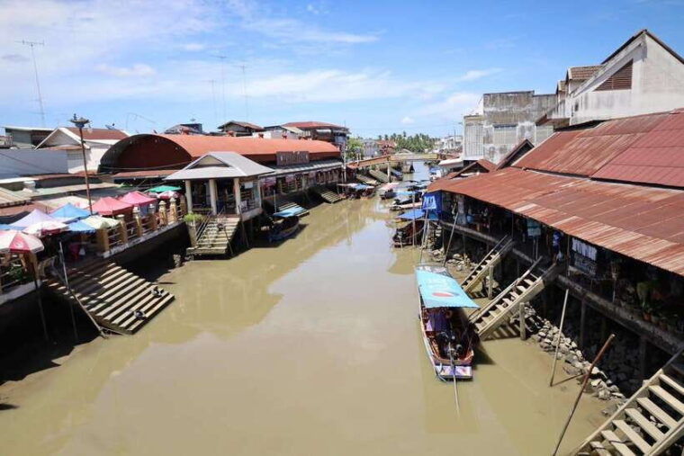 From BANGKOK: Railway Market and Amphawa Floating Market - Exploring the Maeklong Railway Market