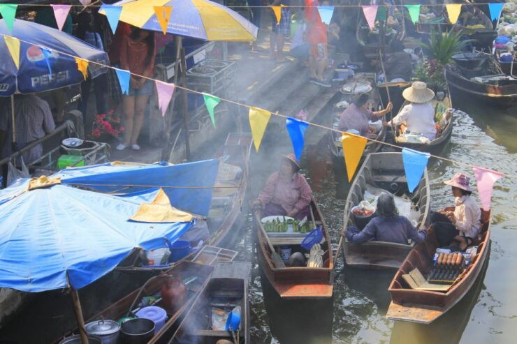 From Bangkok: Thaka Floating Market - Overview of Thaka Floating Market