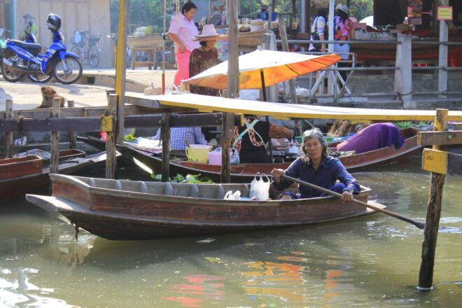 From Bangkok: Thaka Floating Market - Top Attractions at Thaka Floating Market