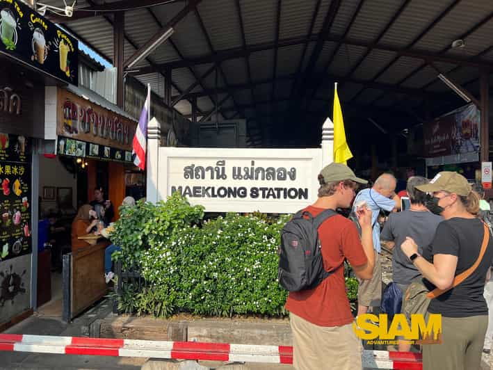From Bangkok:Damnoen Floating Market and Railway Market Tour - Itinerary and Transportation