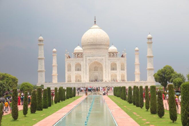 From Banglore: Private Agra Overnight Tour With Flight - Experience