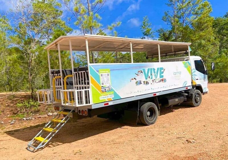 From Barahona: Guided Full-day Tour to Bahía de las Águilas - Exploring the Full-Day Guided Tour to Bahía de las Águilas from Barahona