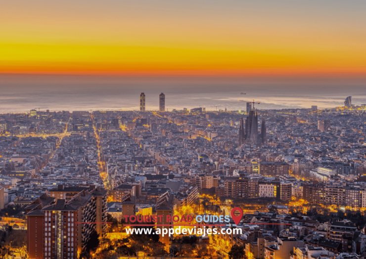 From Barcelona: City Highlights Tour Private 4 Hours - Itinerary Highlights