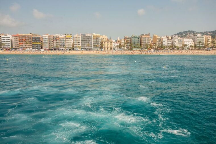 From Barcelona: Costa Brava Day Tour With Boat Trip - Scenic Boat Cruise
