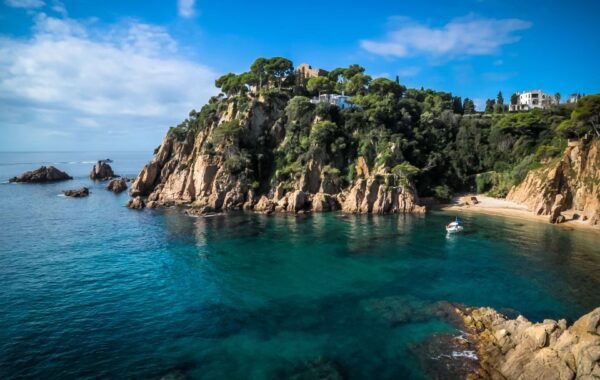 From Barcelona: Costa Brava Day Tour With Lunch - Tips for the Tour