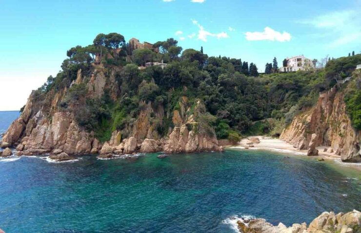 From Barcelona: Costa Brava Private Guided Tour - Tour Booking Details