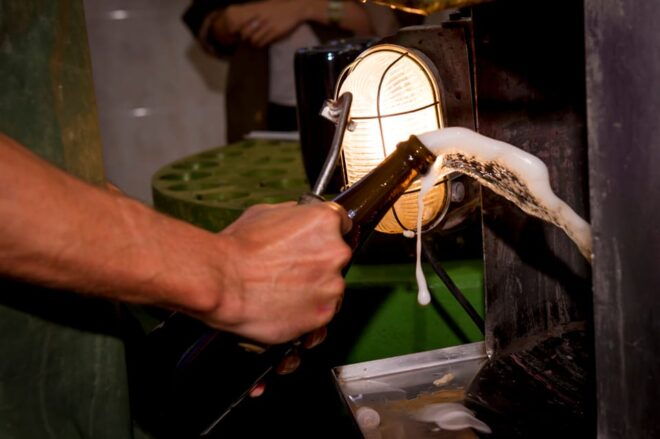 From Barcelona: Create Your Own Cava Workshop & Tasting - Group Size and Language