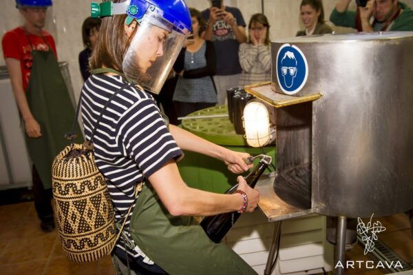 From Barcelona: Create Your Own Cava Workshop & Tasting - Lunch and Elaboration Process